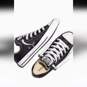 Converse Chuck Taylor All Star Sneakers Size 6 Y 6.5,
